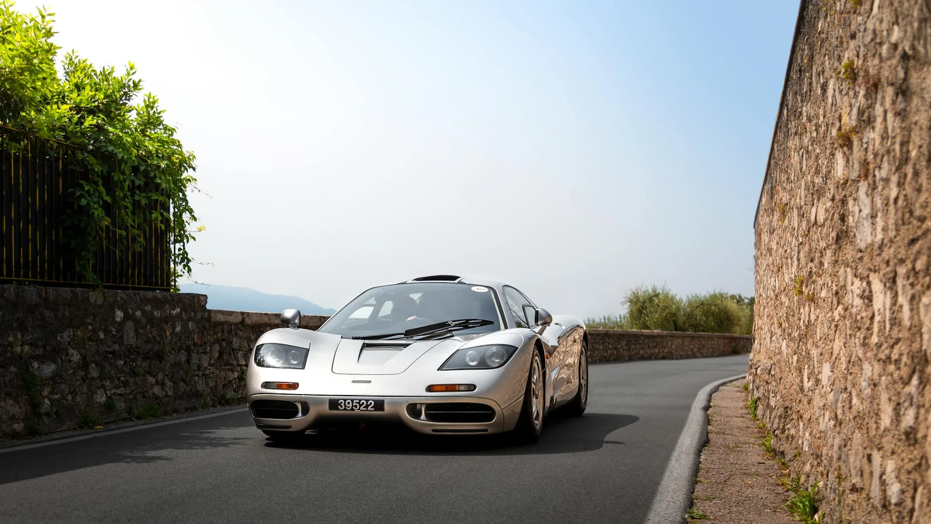 McLaren F1 supercar 1990s road car gold engine
