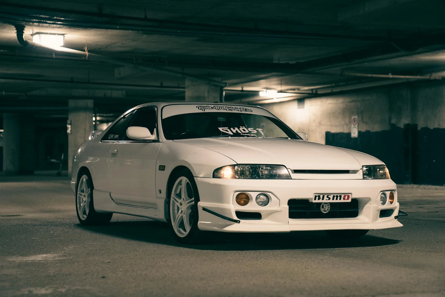 Need for Speed Underground 2 tuned car night city street racing