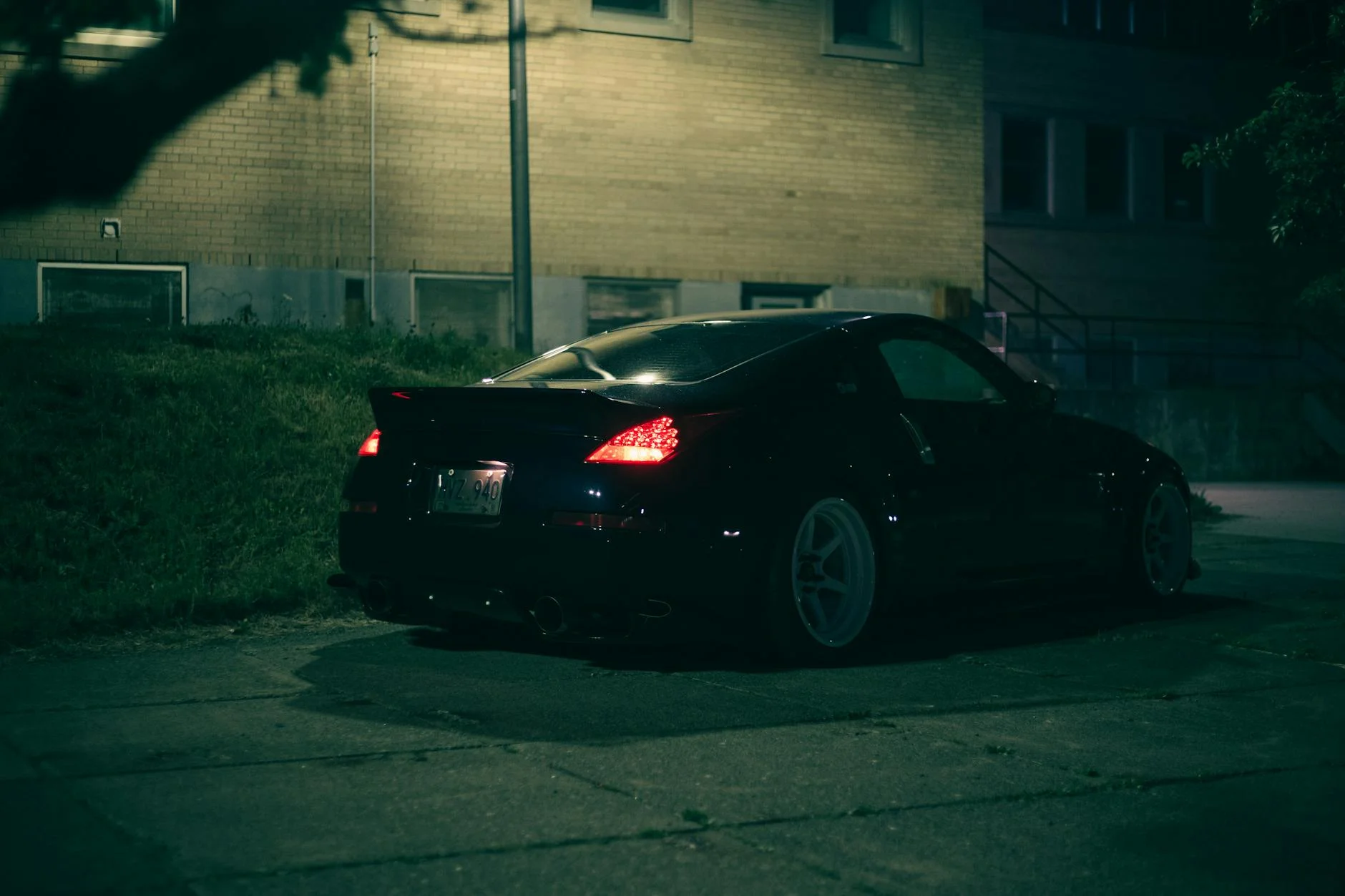 Підвіска та дорожній просвіт у NFS: як правильно занизити машину, не втративши в керованості