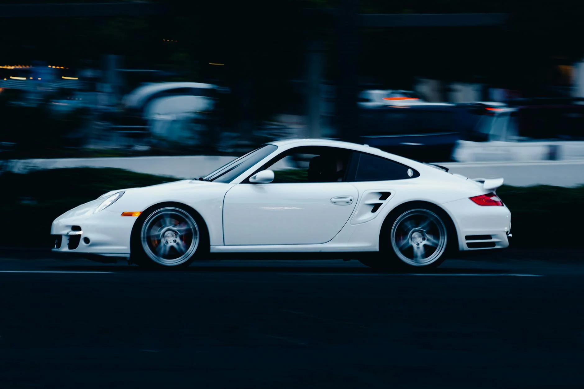 Need for Speed Underground 2 night street racing neon city