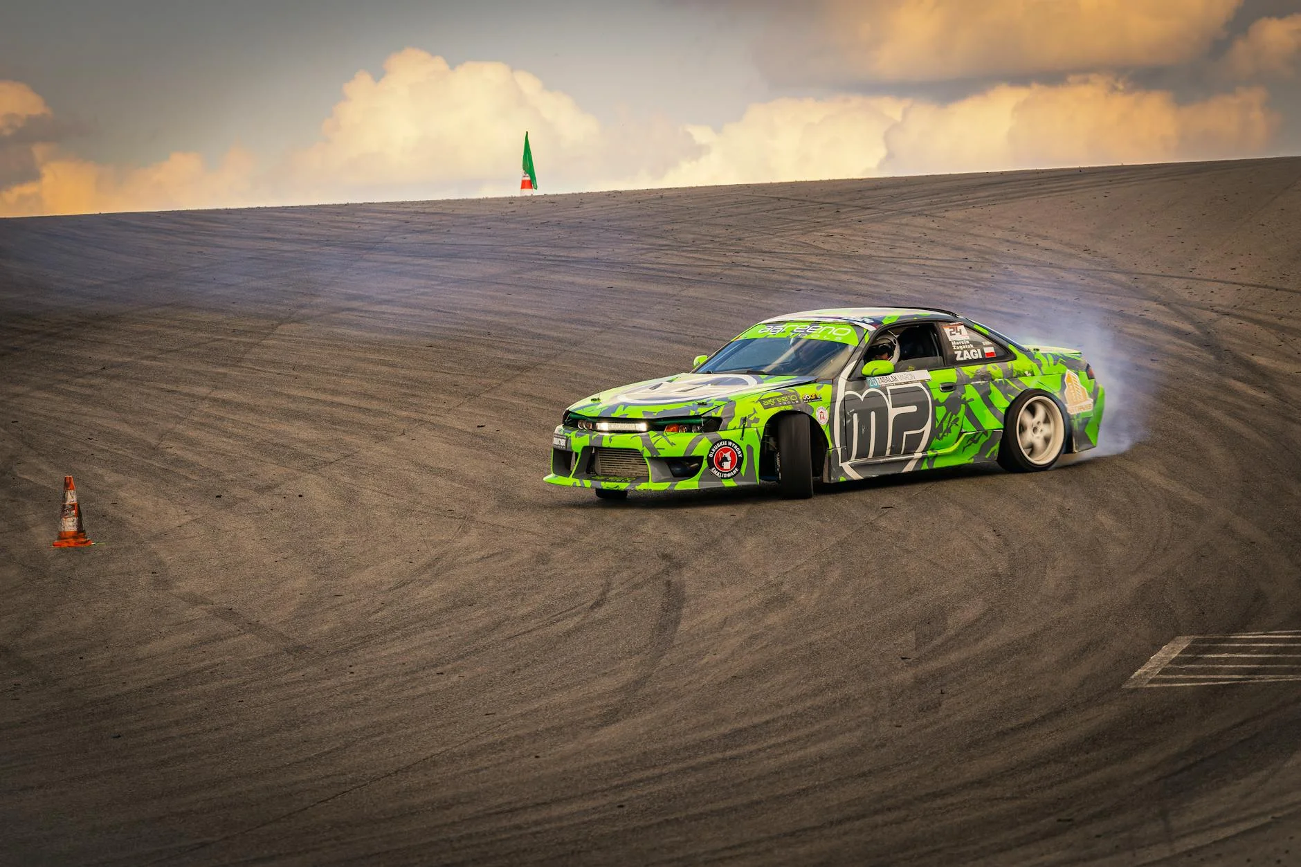 Need for Speed Payback photomode desert canyon sports car sunset