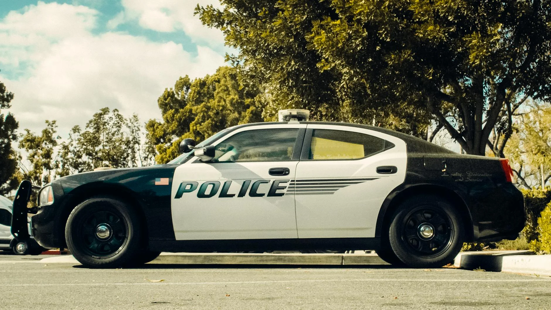Need for Speed Hot Pursuit 2010 Bugatti Veyron police Lamborghini highway
