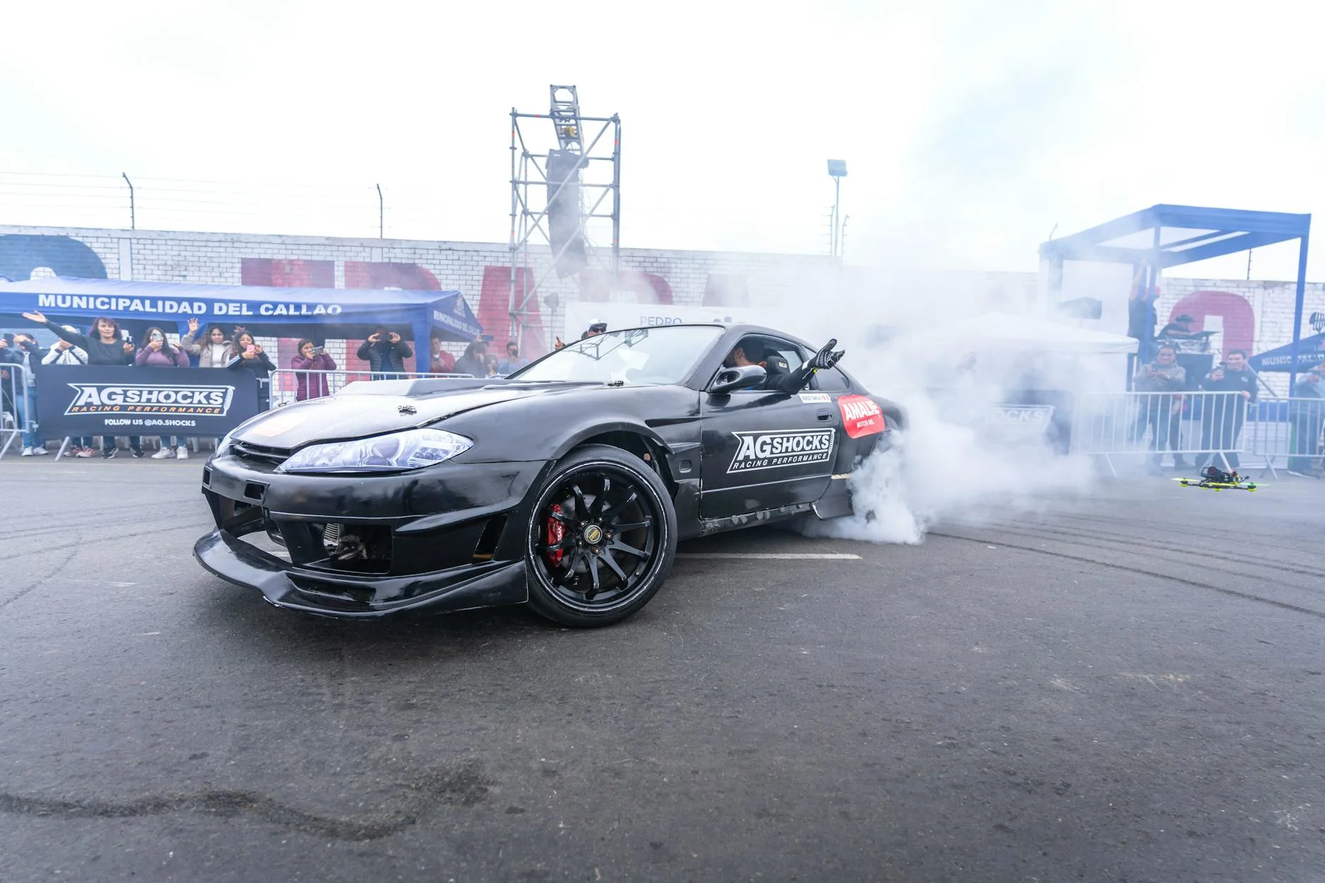 Need for Speed drift Nissan 240SX smoke sideways canyon racing