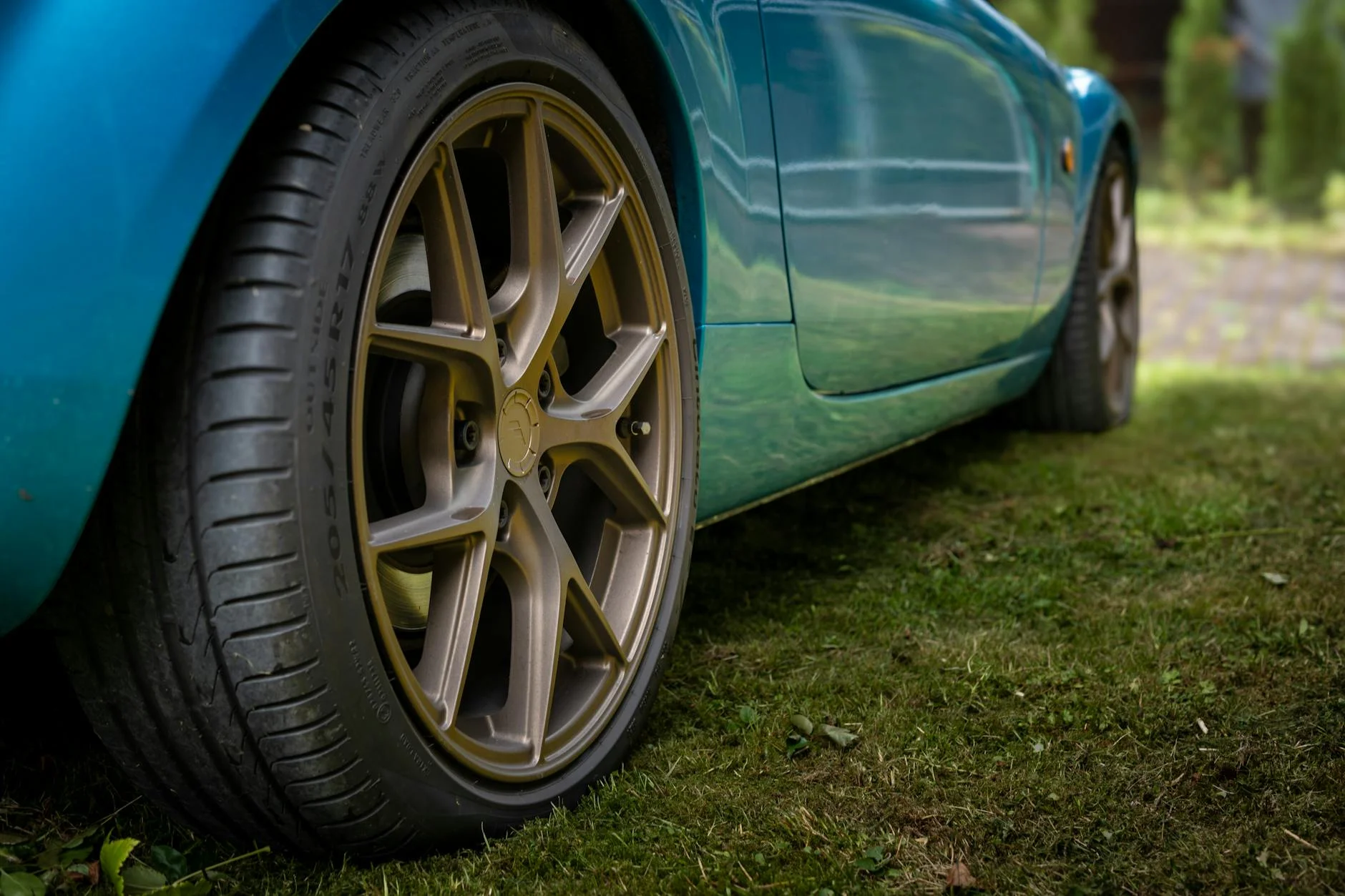 Mazda MX-5 Miata classic roadster sports car track