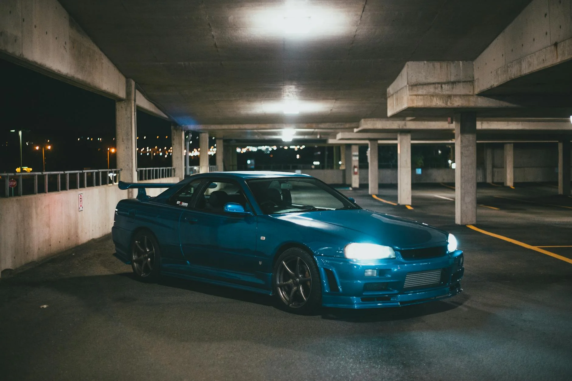 Need for Speed Underground 2 street racing night city tuning