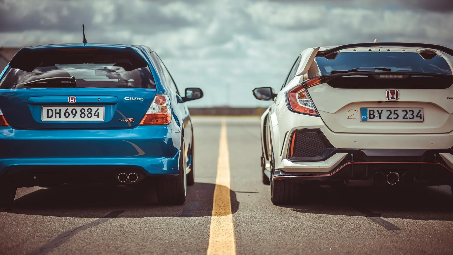 Honda Civic Type R tuned street racing underground scene